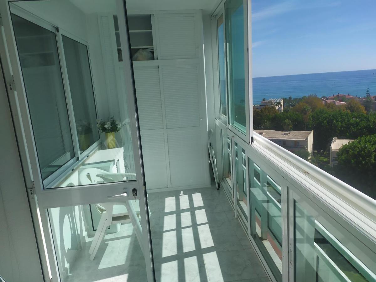 Carihuela Sea Views Appartement Torremolinos Buitenkant foto